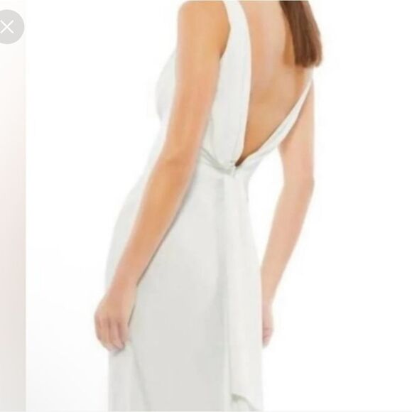 Mac Duggal Deep V-Back Long Formal Dress 12336 NWT Size 4 - Picture 3 of 10